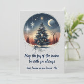Moderne boom, tegen bos en maan Kerstmis Feestdagenkaart (Staand voorkant)