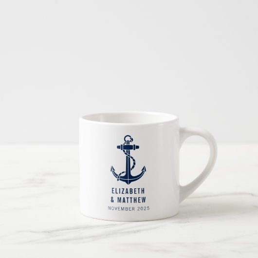 Moderne boot marineblauwe anker strand bruiloft op espresso kop (Rechts)