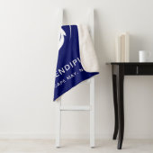 Moderne Boot Monogram Marine Blauw Sherpa Deken (In situ)