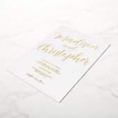 Moderne borstel met foto's noemt witte bruiloft folie uitnodiging (Gedraaid)