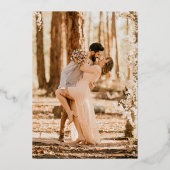 Moderne borstel met foto's noemt witte bruiloft folie uitnodiging (Achterkant)