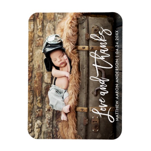 Moderne Borstel Schrift Nieuwe Baby Liefde en Dank Magneet (Verticaal)