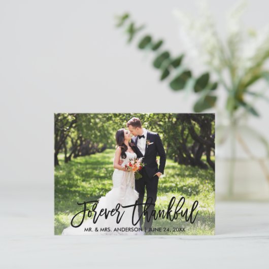 Moderne Borstel Scriptuur Altijd Dankbaar Foto Bru Briefkaart (Staand voorkant)