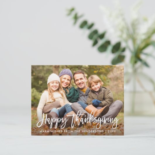 Moderne Borstelscript Happy Thanksgiving Briefkaart (Staand voorkant)