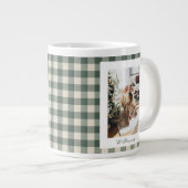 Moderne bosgroene geruite rustieke foto Kerst Grote Koffiekop (Voorkant rechts)