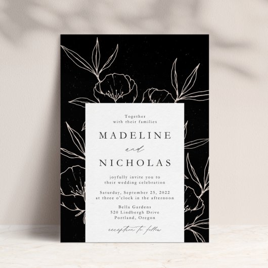 Moderne botanische Floral Black & Cream Wedding Kaart