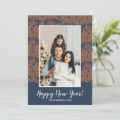 Moderne Botanische Gelukkig Nieuwjaar Familiefoto Feestdagenkaart (Staand voorkant)