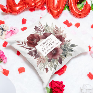 Moderne Bourgogne Bloemen Waterverf Bruiloften Nam Kussen