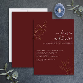 Moderne Bourgondië Script Bloemige Trouw Goud Folie Uitnodiging