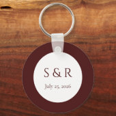 Moderne Bourgondiër Minimalistische Monogram Trouw Sleutelhanger (Voorkant)