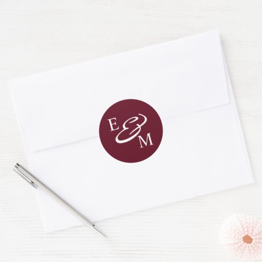 Moderne Bourgondische Initiaal Huwelijk  Ronde Sticker (Envelop)