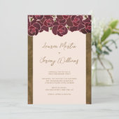 Moderne Bourgondische Roos Vaas Floral Engagement  Kaart (Staand voorkant)