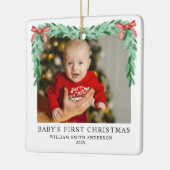 Moderne Bow Baby's eerste kerstfoto Keramisch Ornament (Links)