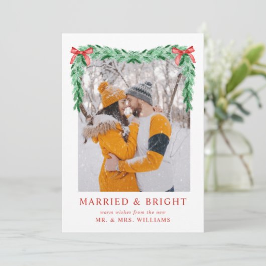 Moderne Bow-foto Getrouwd & Heldere Kerst Feestdagenkaart (Staand voorkant)