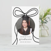 Moderne Bow Photo Graduation Party Save the Date Aankondiging (Staand voorkant)