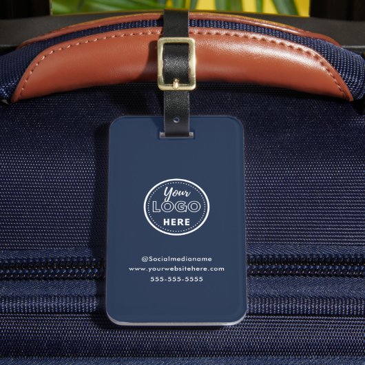 Moderne Branding Minimalist Navy Blue Promo Logo Bagagelabel (Voorkant Insitu 2)
