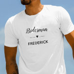 Moderne Bridesman met naam Monogram Weddenschap T-shirt<br><div class="desc">Uw bruidsman gaat veel plezier hebben met het dragen van dit gepersonaliseerde t-shirt wanneer hij helpt met uw huwelijksplanningssessies! Show hem hoeveel hij voor je betekent met dit speciale cadeau!</div>