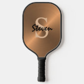 Moderne Bronze Gold Metallic Monogram Naam Mannen  Pickleball Paddle (Achterkant)