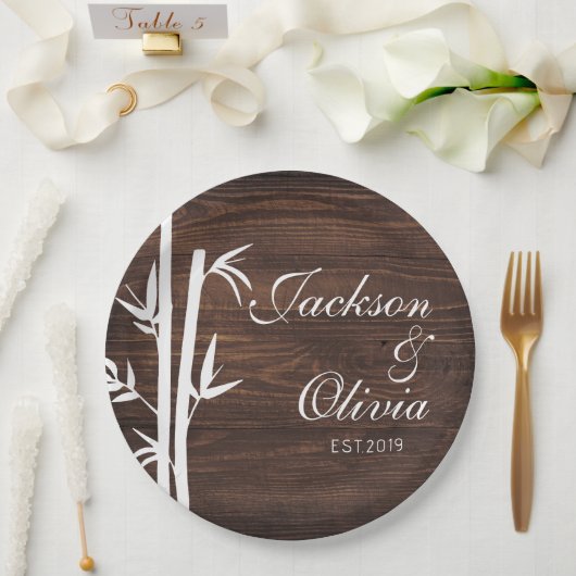 Moderne bruid en bruidegom aangepaste naam en datu papieren bordje (Huwelijk)