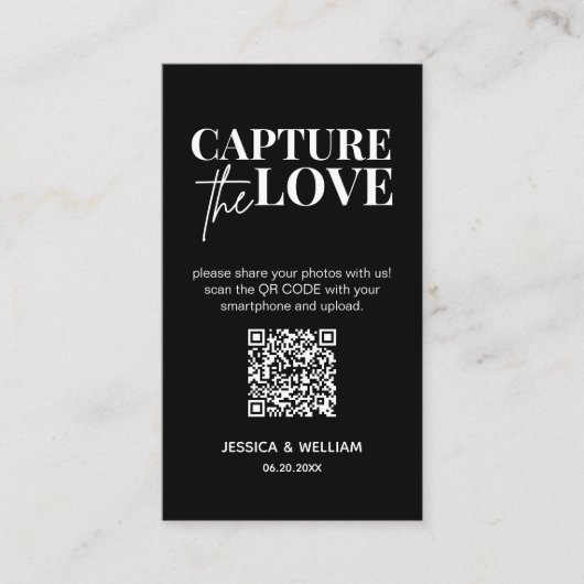 Moderne bruiloft Capture de liefde Qr Code Informatiekaartje (Voorkant)