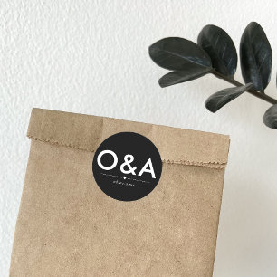 Moderne bruiloft envelop monogram Black Ronde Sticker