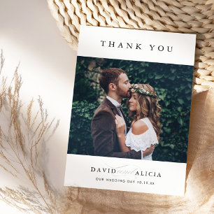 MODERNE BRUILOFT foto eenvoudige klassieke serif z Kaart