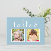Moderne bruiloft foto lichtblauw tabelnummer kaart (Staand voorkant)