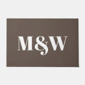 Moderne bruin-witte monogram-initialen deurmat (Voorkant)
