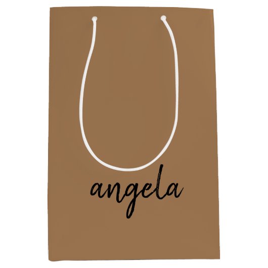 Moderne bruine stijlvolle aangepaste naam medium cadeauzakje (Voorkant)