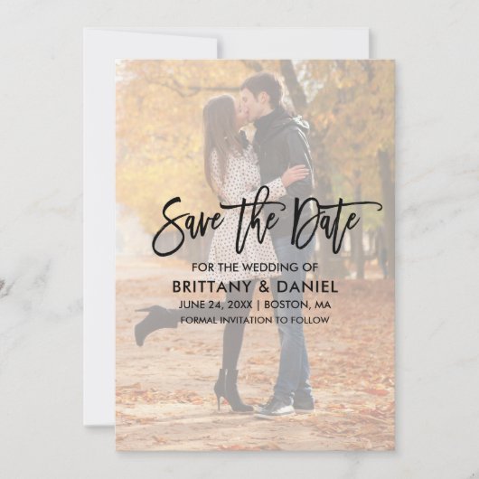 Moderne Brush Script-overlay Save The Date-kaart Save The Date (Voorkant)