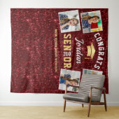 Moderne Burgundy Afstudeerfeest 4 Foto Booth Achte Wandkleed (In Situ (horizontaal))