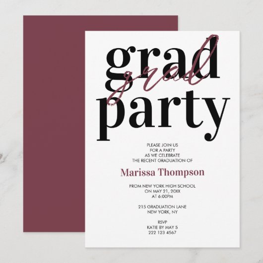 Moderne Burgundy Calligraphy Graduation Party Kaart (Voorkant / Achterkant)