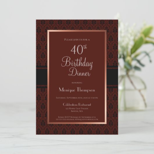 Moderne Burgundy Copper 40th Birthday Dinner Party Kaart (Staand voorkant)