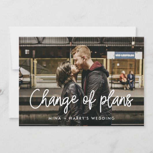 Moderne calligrafie bruiloft wijziging plannen aankondiging (Voorkant)