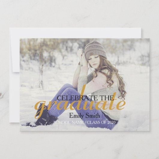 Moderne Calligrafie Celebrate Graduation Party Kaart (Voorkant)