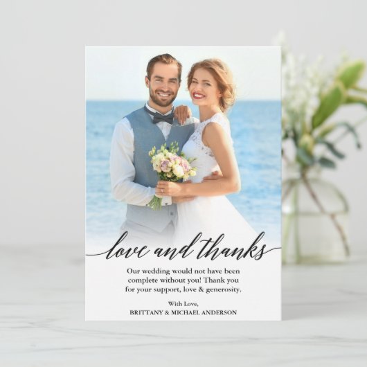 Moderne Calligrafie-liefde en Bedankt-bruiloft fot Bedankkaart (Staand voorkant)