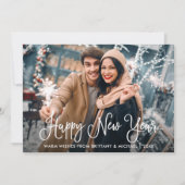 Moderne Calligrafiescript Happy Nieuwjaarsfoto Feestdagenkaart (Voorkant)