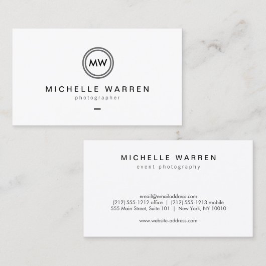 Moderne cameralens Initialen Logo B/W Fotograaf Visitekaartje (Voorkant / Achterkant)