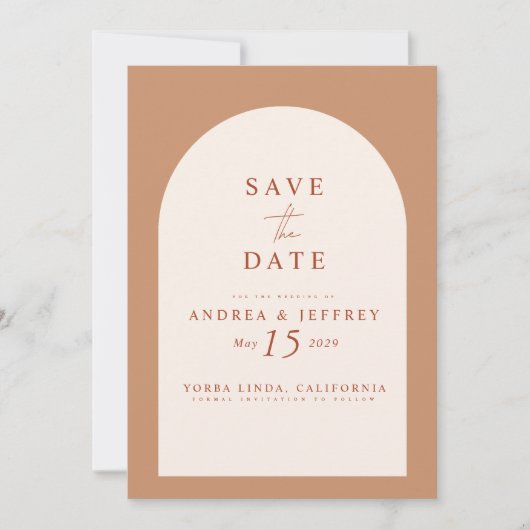 Moderne Caramel Arch Photo Wedding Save the Date (Voorkant)