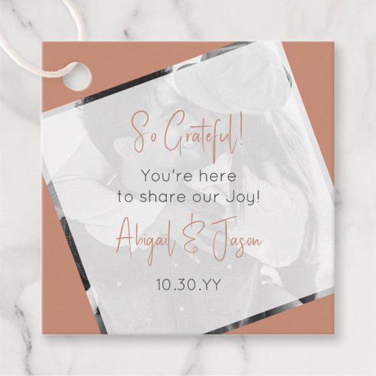 Moderne Casual bruiloft Terracotta Bedankjes Labels (Voorkant)