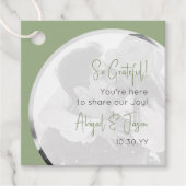 Moderne Casual trouwfoto Sage Groen Bedankjes Labels (Voorkant)