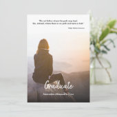 Moderne Casual W/ Foto & Quote Graduation Party Kaart (Staand voorkant)