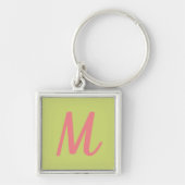 Moderne Chartreuse Groen en Koraalroze Monogram Sleutelhanger (Voorkant)