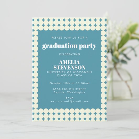Moderne Chic Blue Simple Stippen Graduparty Kaart (Staand voorkant)