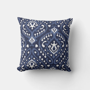 Moderne chic decoratieve blauwe en witte ikat kuss kussen