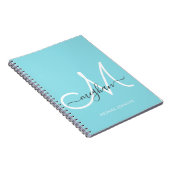 Moderne Chic Lichtblauwe Witte Script Monogrammeer Notitieboek (Rechterzijde)