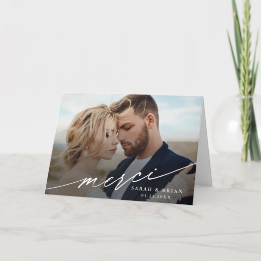 Moderne Chic Merci Script 2 Photo Wedding Folded Bedankkaart (Voorkant)