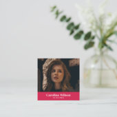 Moderne Chic Red QR Code Foto Girly Vierkante Visitekaartje (Staand voorkant)