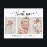Moderne Chic Script Baby 3 Foto Collage Bedankt Briefkaart<br><div class="desc">Moderne Elegante Chic Script 3 Foto Collage Pasgeboren Baby Bedankt Geboorte Aankondiging Postcard. Kenmerkt een mooie "bedankt" tekst in een handgeschreven kalligrafie kronkelende staart lettertype script in zwart en wit. Vooraf gemaakte persoonlijke boodschap en geboorte statistieken met de naam van de baby zijn inbegrepen. Geweldig voor meisje of jongen. Eenvoudig...</div>