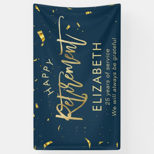 Moderne Chic Script Elegant Gold Happy Retirement Spandoek (Verticaal)
